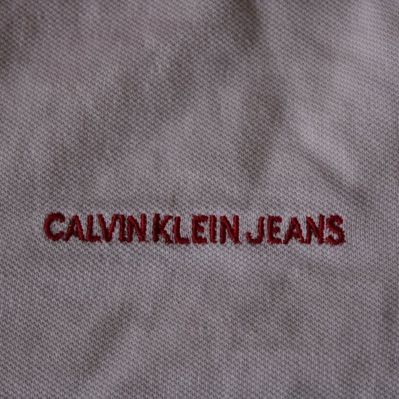 Cropped Calvin Klein Pink and Red Polo Shirt - Picture 3 of 7